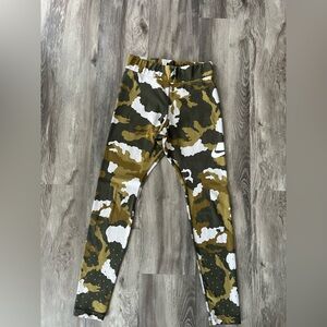 Woman’s Nike Camouflage leggings